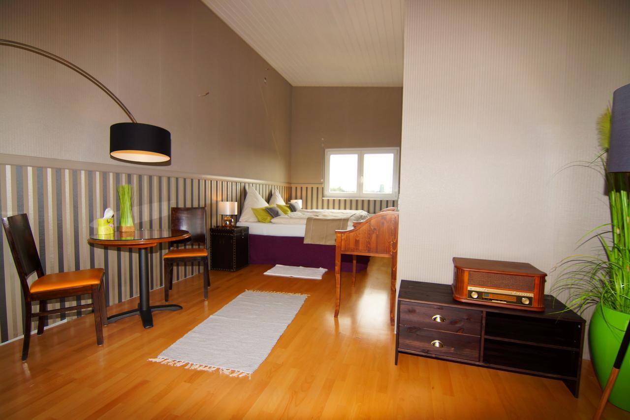 Hotel Rheingold Gernsheim Ngoại thất bức ảnh